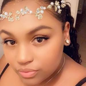 Meet your Posher, Christal